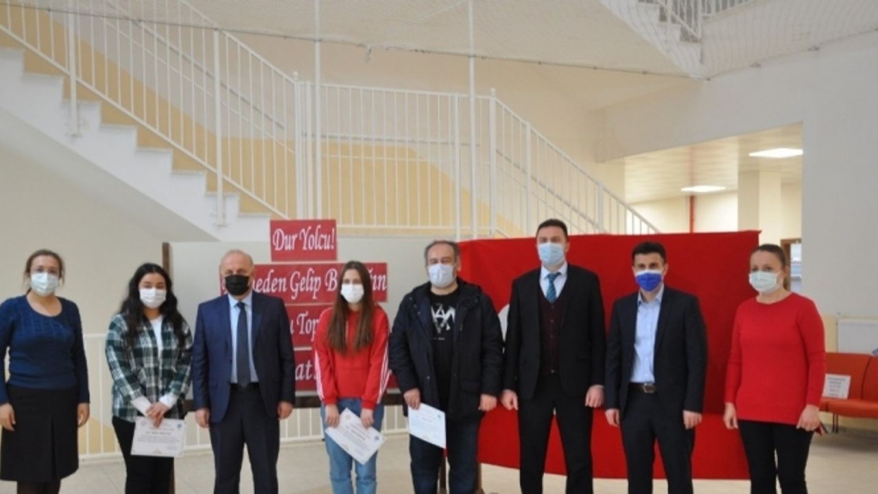 Bozüyük’ten 3 okul TÜBİTAK yarışmasında bölge finallerine kaldı