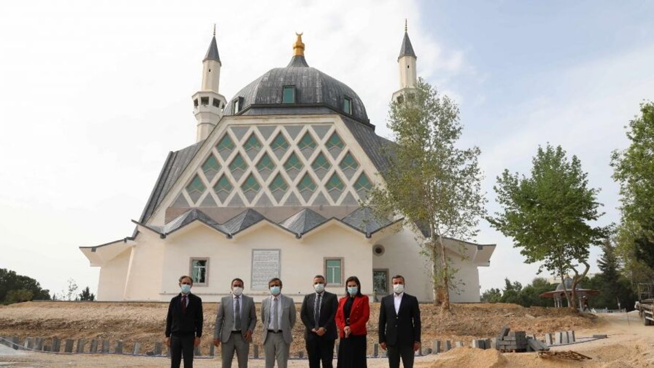 57. Alay Şehitleri Camii inşaatı bitme aşamasına geldi