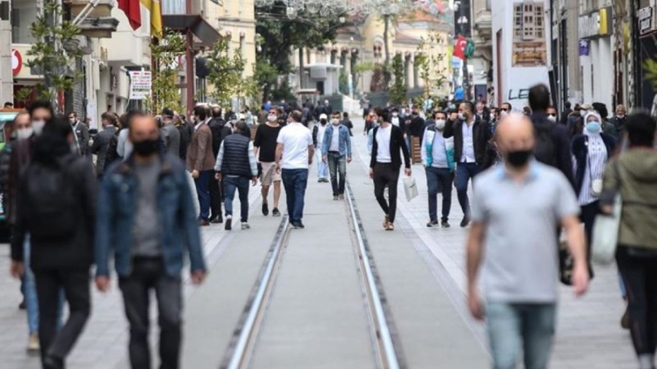 Yarın yasak var mı? Tam kapanma yarın başlıyor mu?