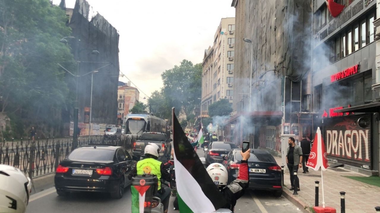 130 motosiklet sürücüsü Filistin için zafer sürüşü gerçekleştirdi