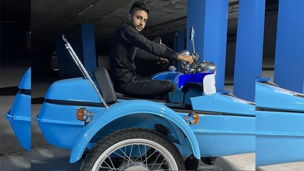 David Maltas, Kemal Sunal’ın Doktor Civanım filminde kullandığı motosiklete sponsor oldu