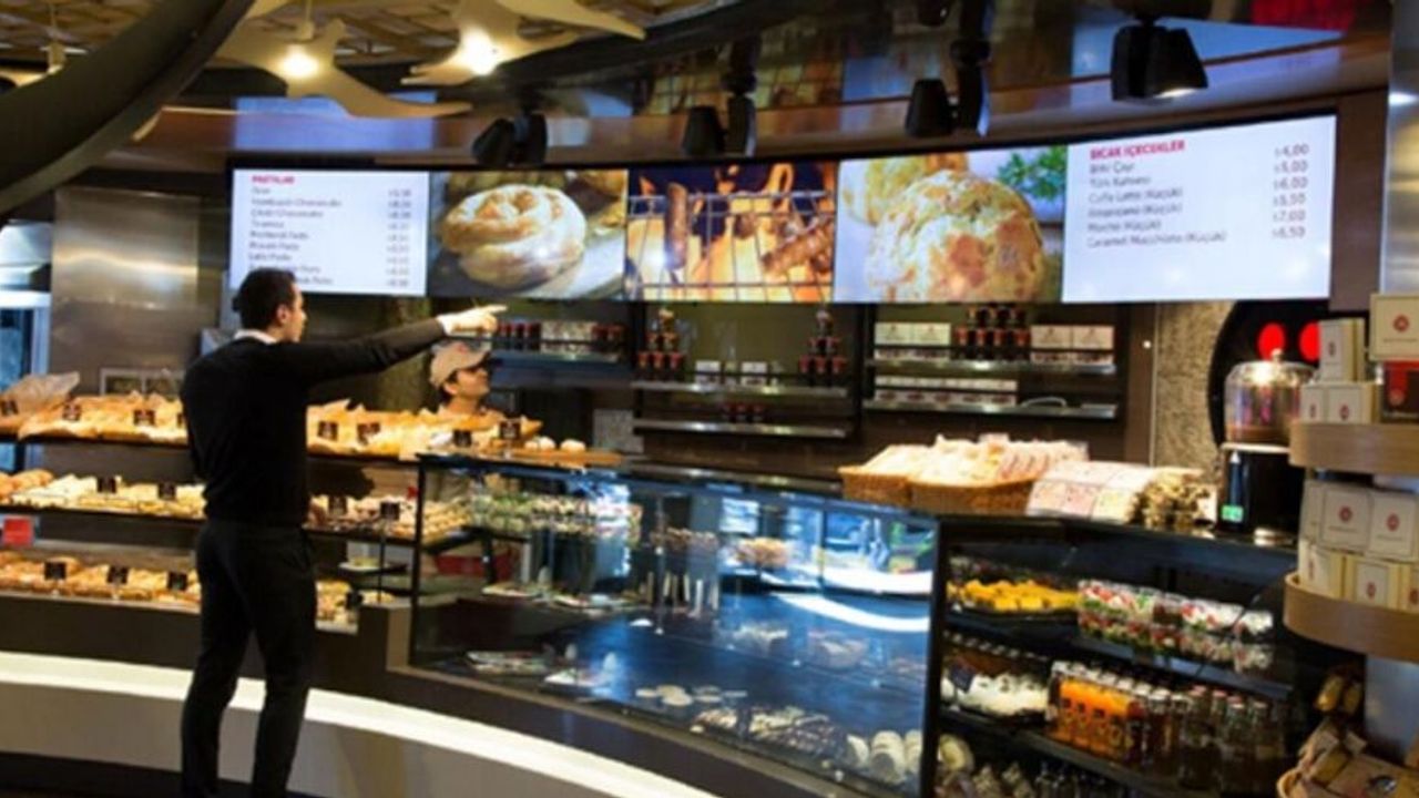 Kafe ve restoranlar kaça kadar açık?