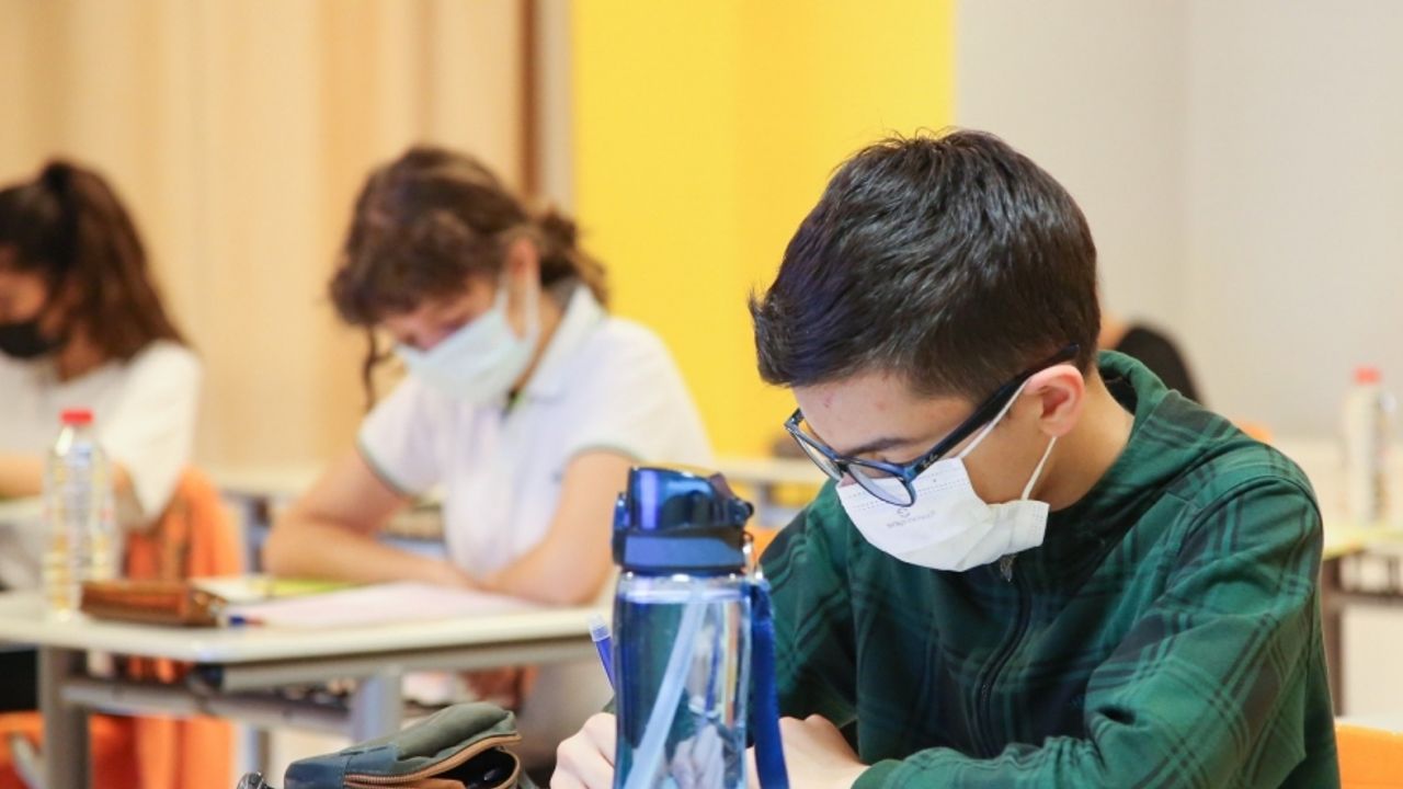 Başarılı LGS hazırlığı, İTÜ ETA Vakfı öğrencilerini hayallerindeki lise ile buluşturdu