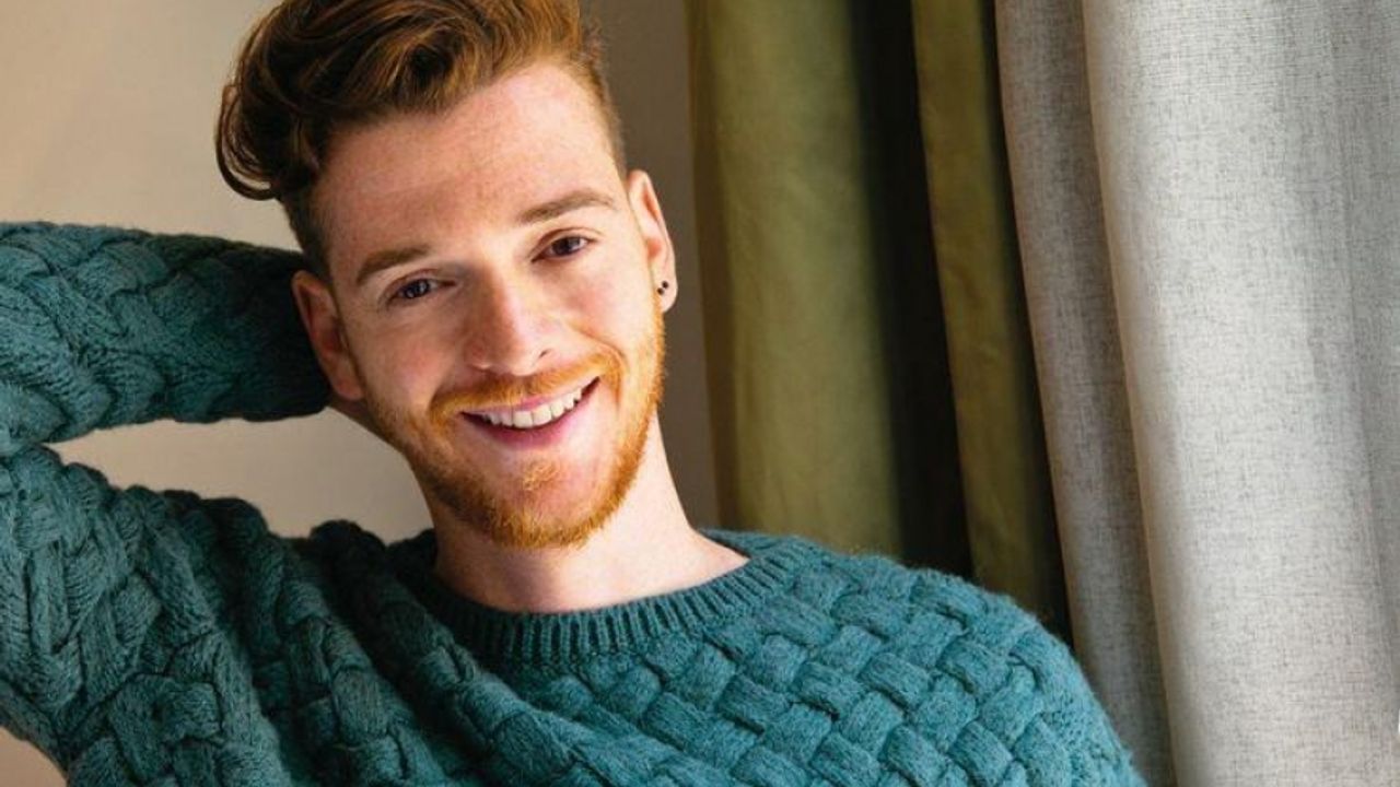 Bir dönem Adriana Lima ile anılan Metin Hara kimdir, kaç yaşında? Kitapları ne hakkında?