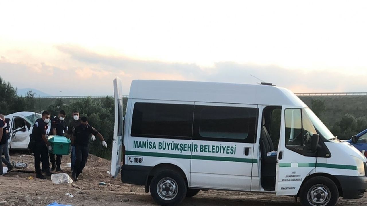 Kazada hayatını kaybeden sendika genel başkanı Tahir Çetin toprağa verildi