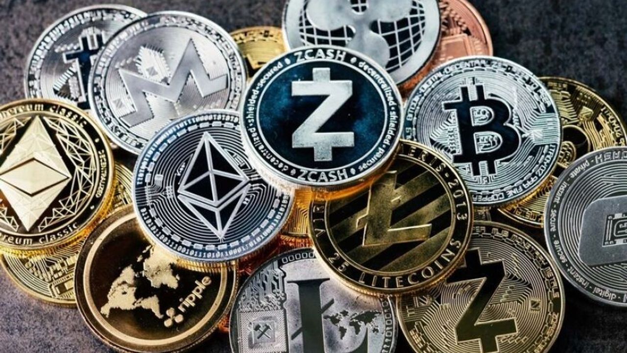 Bitcoin, Ethereum ve Altcoin’lerde son durum ne? BTC, Dogecoin ve XRP kaç dolar/TL oldu?