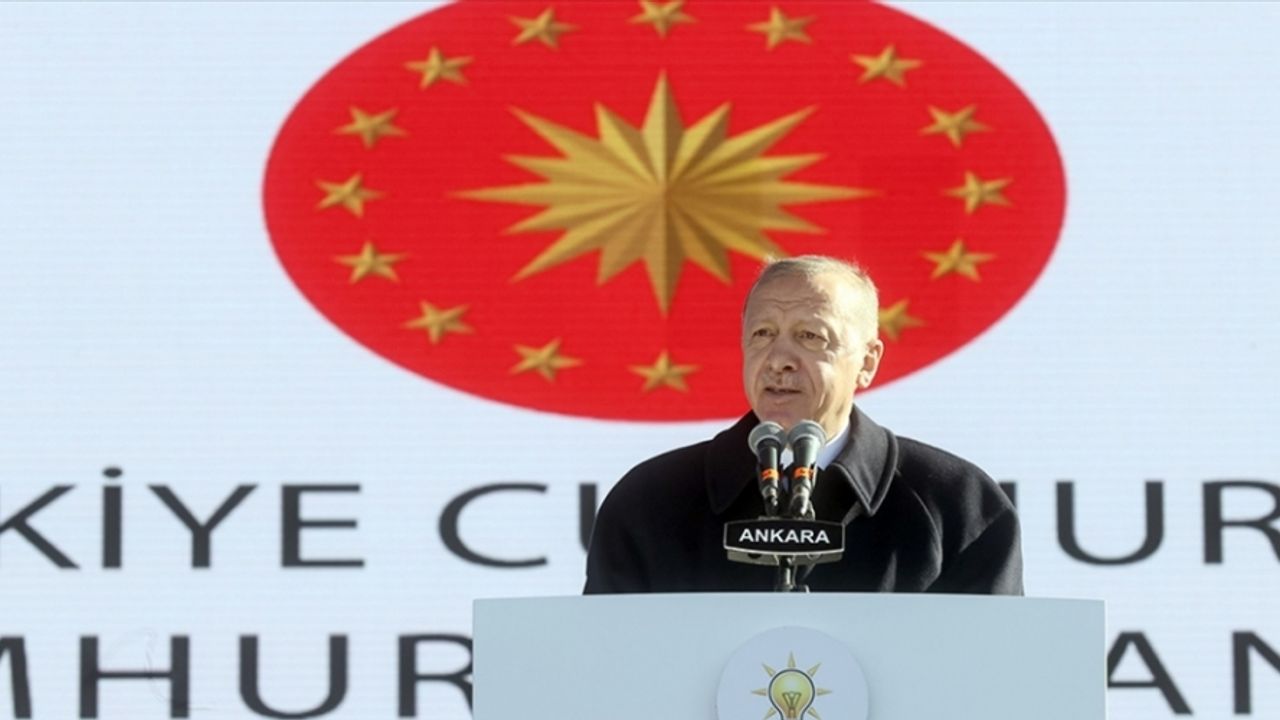 Cumhurbaşkanı Erdoğan: Gençlerimizin hayalleri ve düşünceleri bizim için hayati önemdedir