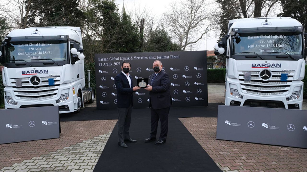 Mercedes-Benz Türk, Barsan Global Lojistik’e 320 adet Actros 1848 LSnrL teslim etti