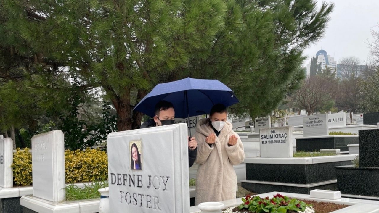 Avukat Ayşegül Mermer, Defne Joy Foster’ı ölüm yıldönümünde andı