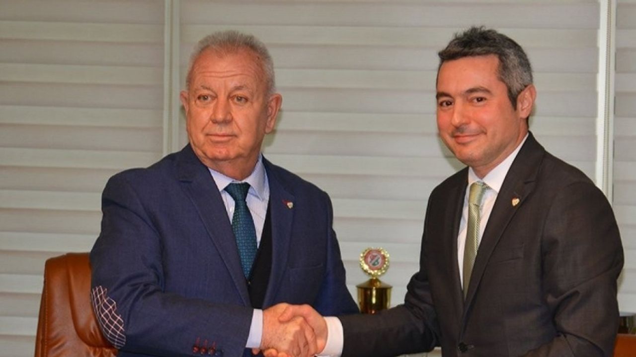 Bursaspor’un tek başkan adayı Ömer Furkan Banaz oldu