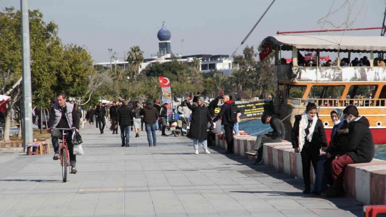 Mersin’in nüfusu 1 milyon 891 bin 145’e yükseldi