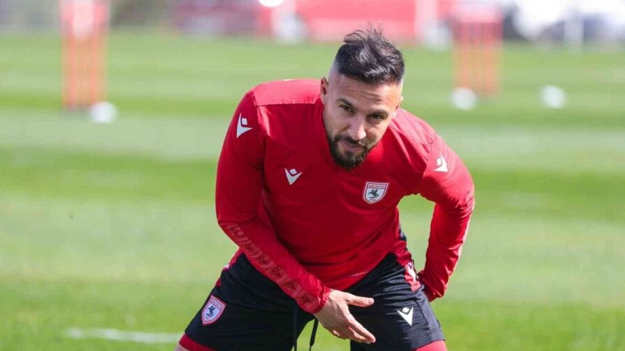 Yasin Öztekin: “Sezon sonu sözleşmem bitiyor, tek hedefim şampiyonluk”