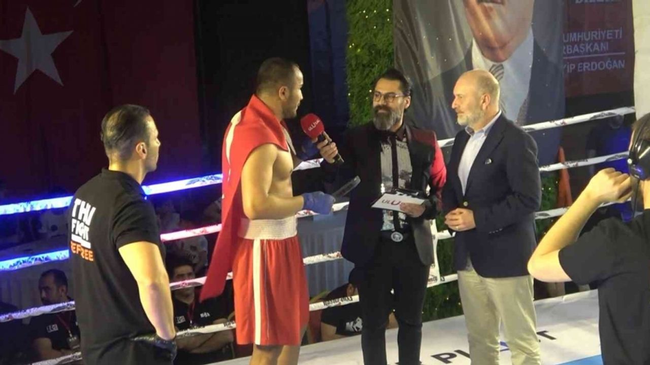 Uluslararası Dövüş Sanatları Olimpiyatları seçmelerinin boks şampiyonu Topaloğlu oldu