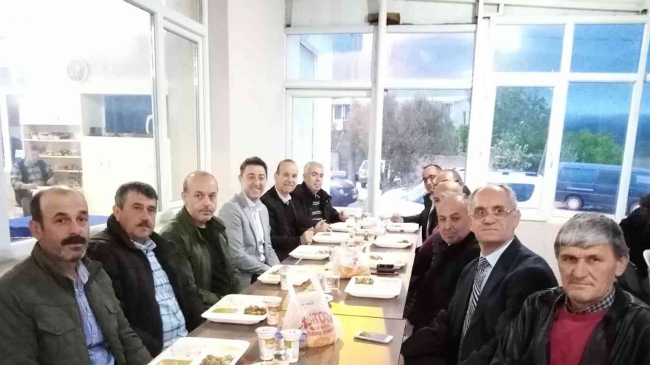 Bandırma Belediye Başkanı iftarda kırsal mahalle halkıyla buluştu