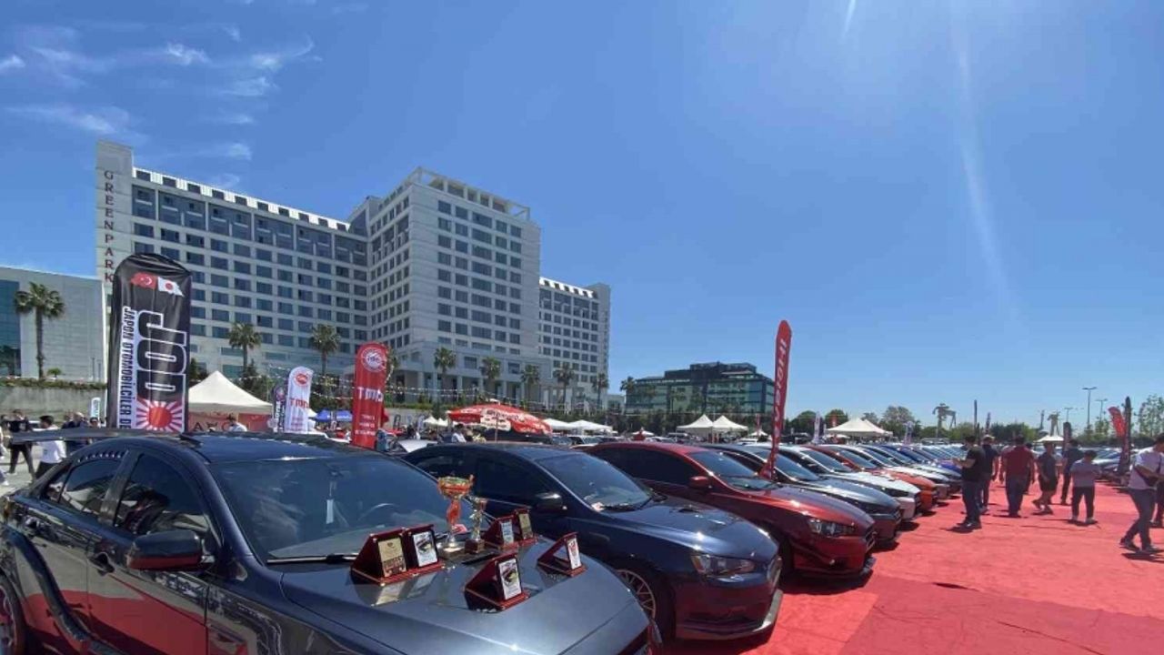 Pendik’te modifiye tutkunları ‘Japanfest 2022’de bir araya geldi