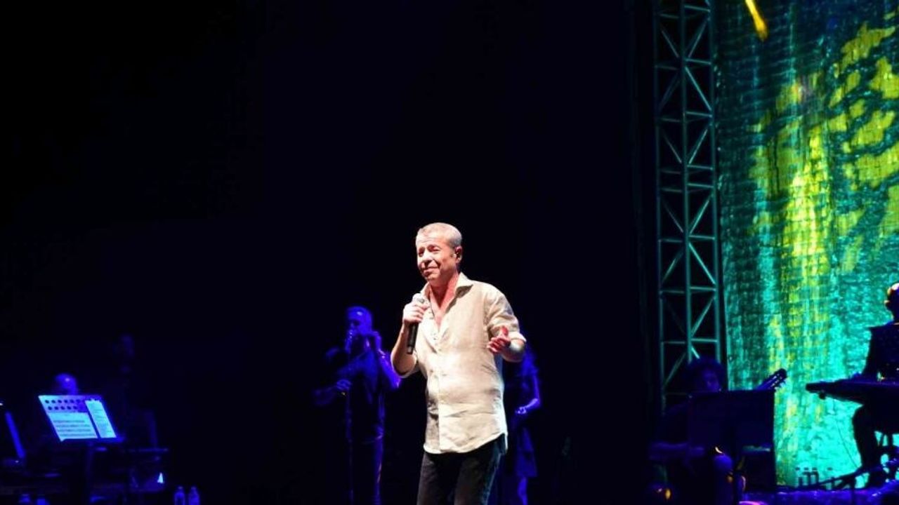 Levent Yüksel: Benim adıma ilk şarkıyı Sezen Aksu yazdı