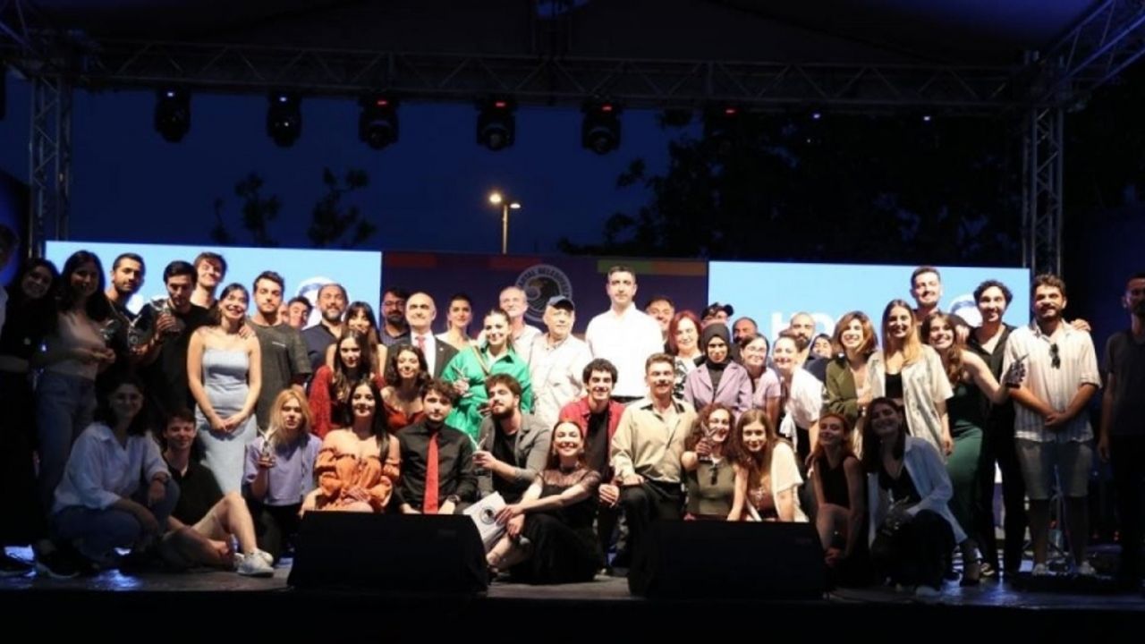 Uluslararası Üniversite Tiyatro Bölümleri Festivali’nde ödüller sahiplerini buldu