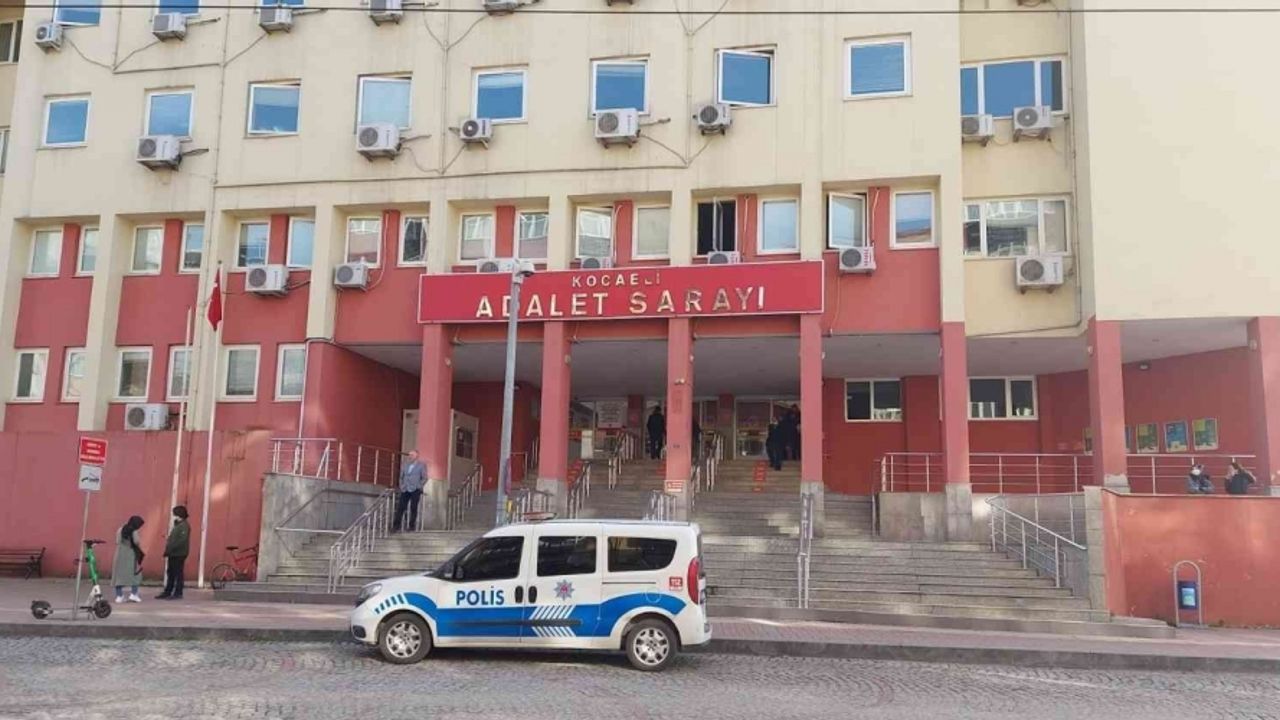 "Üvey babam beni taciz ediyor" iddiasıyla şikayetçi olmuştu, "İftira atarak intikam almak istedim" dedi