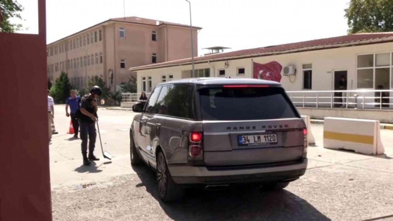 Gülşen’in  tahliye kararı sonrası  cezaevi önünde hareketlilik başladı