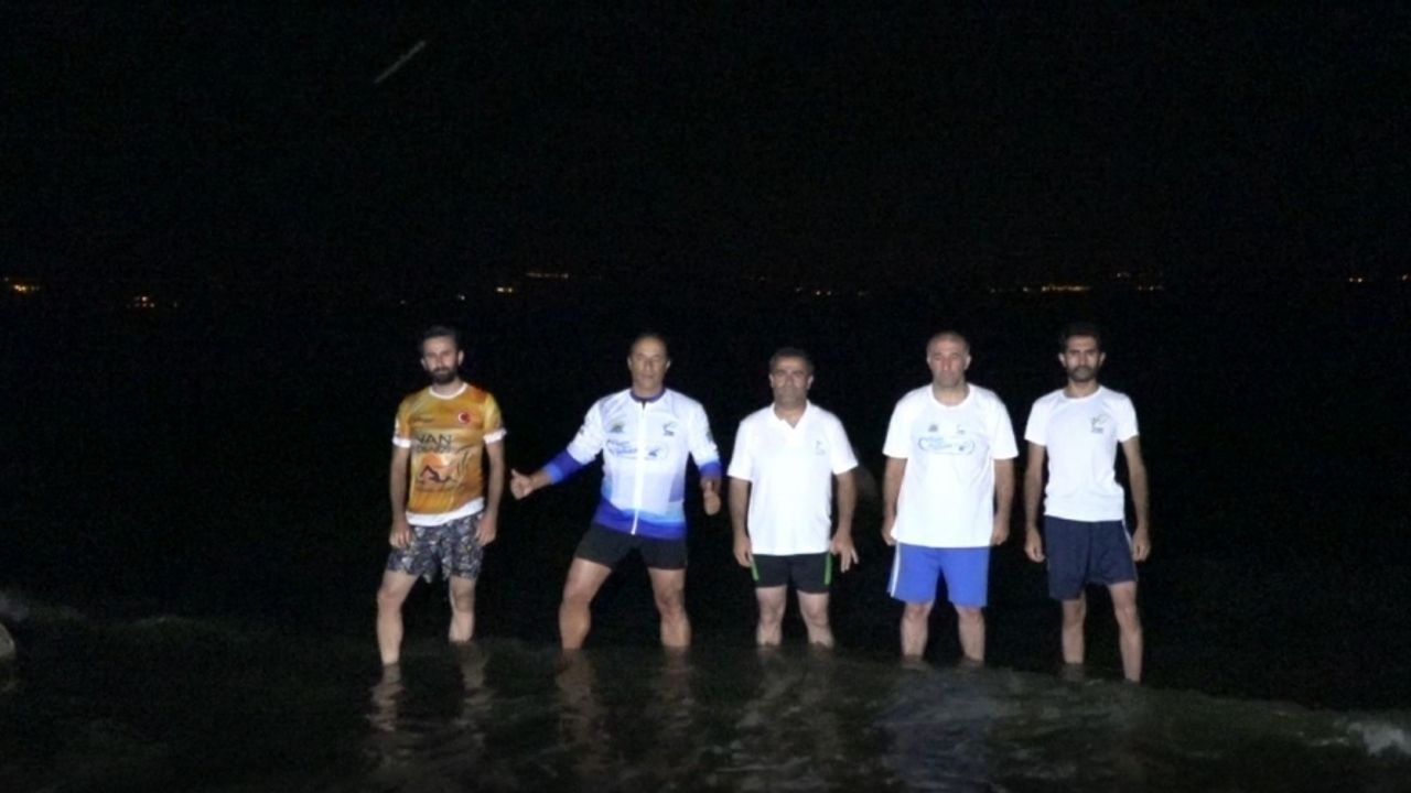 Van Gölü’nün ‘Doğal Sit Alanı’ ilan edilmesi sevinçle karşılandı