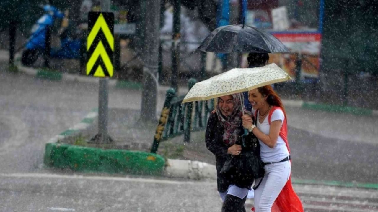 Bayburt ve Erzincan için kuvvetli yağış uyarısı