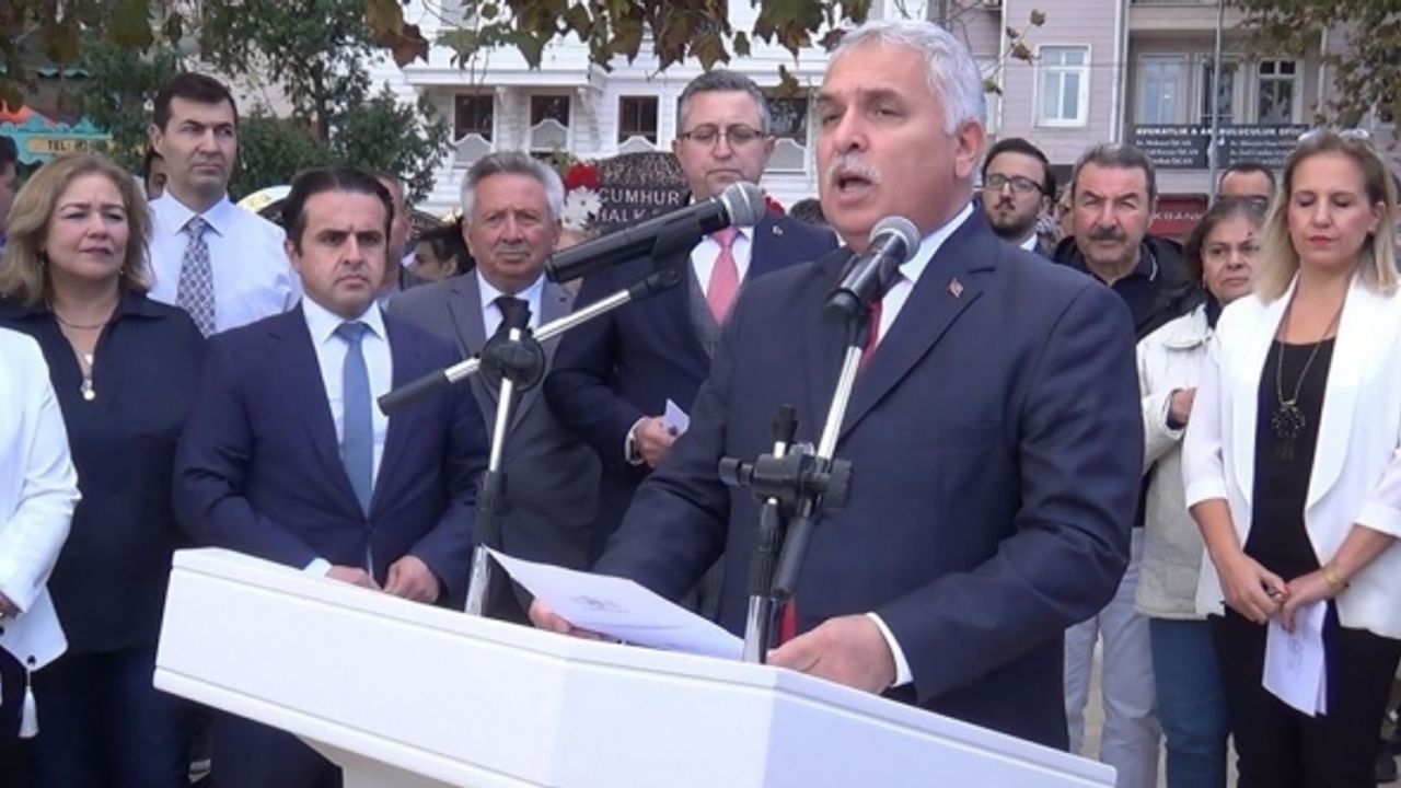 Tekirdağ Valisi Aziz Yıldırım: “Türkiye Cumhuriyeti dünyada her geçen gün daha fazla söz sahibi olmaktadır”