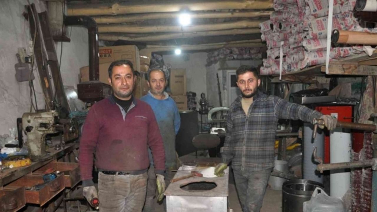 Yüksekovalı üç kardeş 25 yıldır baba mesleğini sürdürüyor