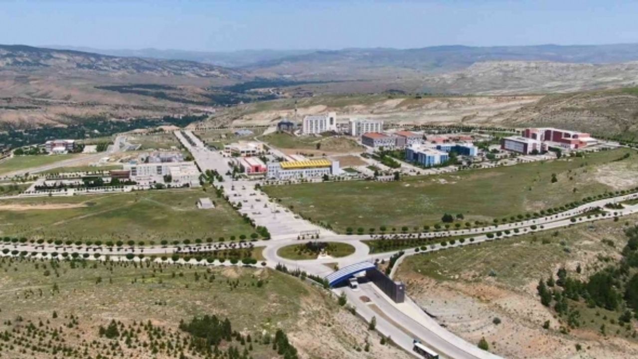 Çankırı Karatekin Üniversitesi personeline 27 bin TL’lik promosyon