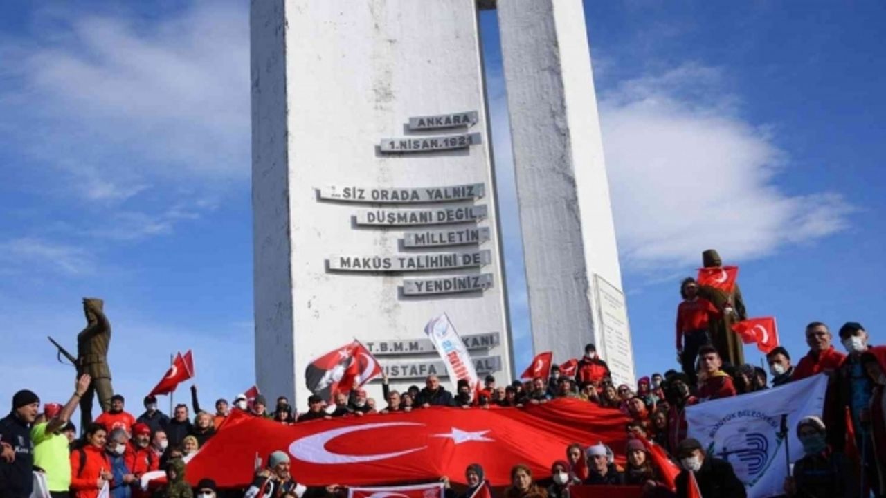 Bozüyük’te 15. Geleneksel Metristepe Zafer ve Şehitleri Anma Yürüyüşü