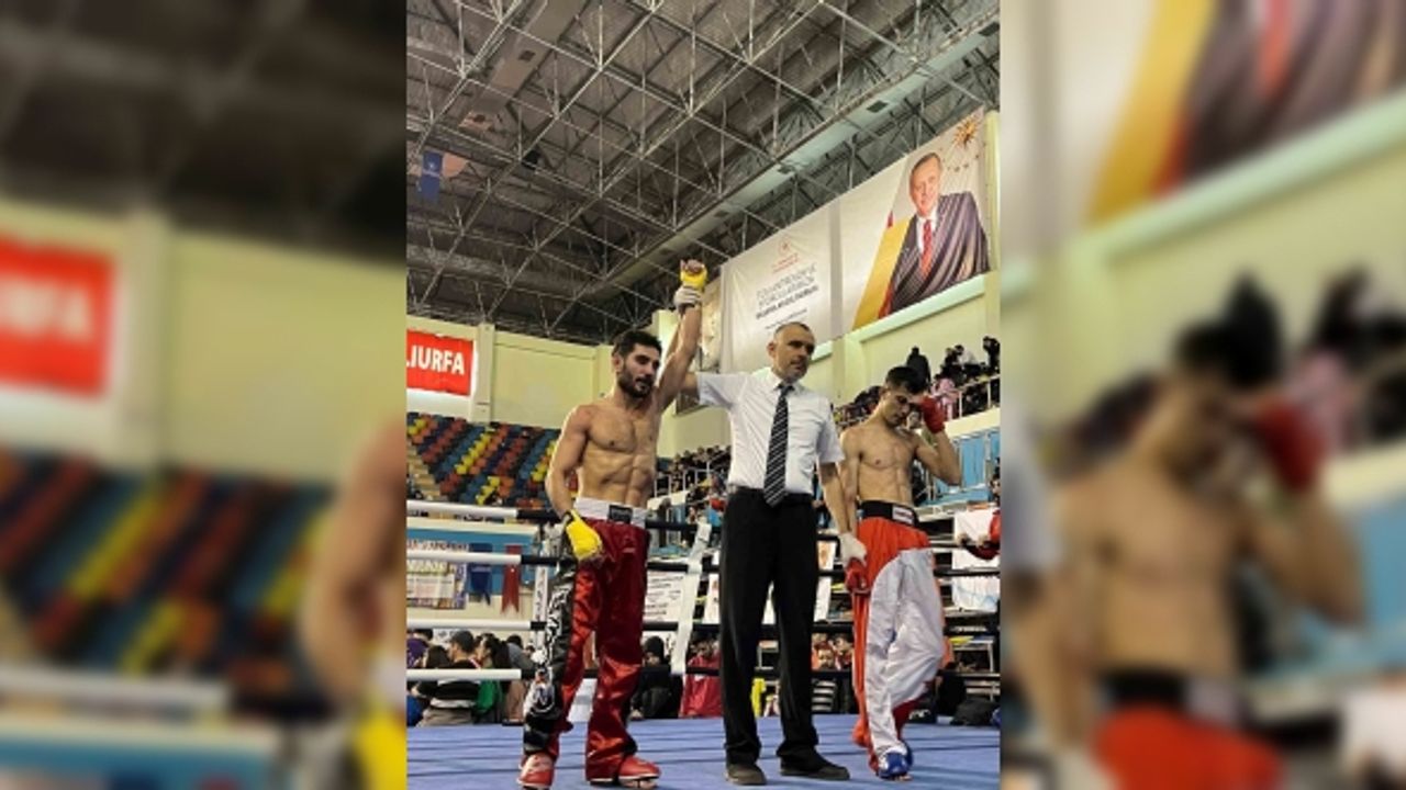 Emre Karaca Türkiye Açık Kick Boks Turnuvası’na damgasını vurdu