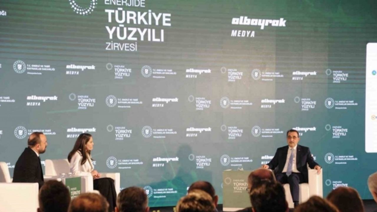 Enerji ve Tabii Kaynaklar Bakanı Dönmez: (Doğal gaz keşifleri) Kapatılmış alanlar var, buralarda tekrar çalışmalar yapacağız