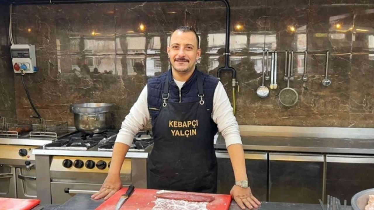 Ünü ülkeyi aşan Kebapçı Yalçın, kebap yapımına dair tüyolarını paylaştı