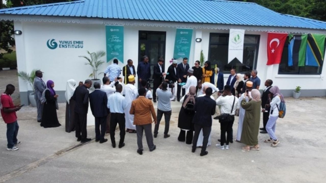 Yunus Emre Enstitüsü, yeni yılda ilk merkezini Tanzanya’da açtı