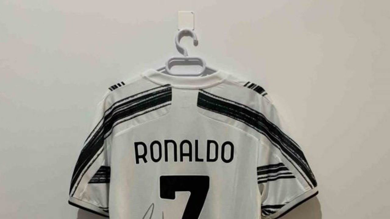 Depremzedeler için 3 formaya 5 milyon TL