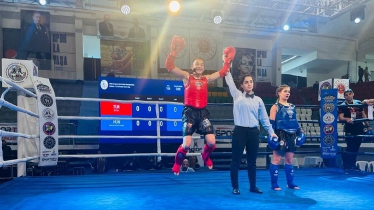13 yaşındaki sporcu Hırvat rakibini yenerek Avrupa Şampiyonu oldu