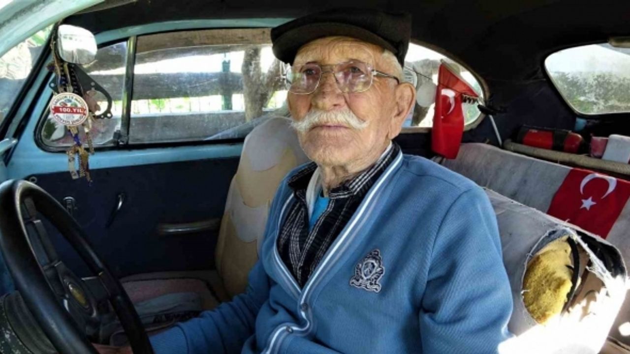 87 yaşındaki vatandaş, 1962 model vosvosuna gözü gibi bakıyor