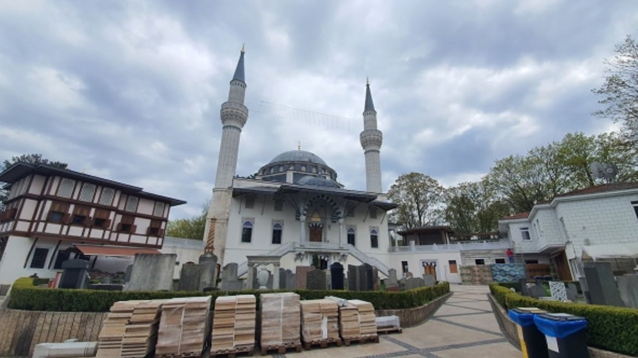 Almanya’da Ramazan ayının ilk iftarı yapıldı