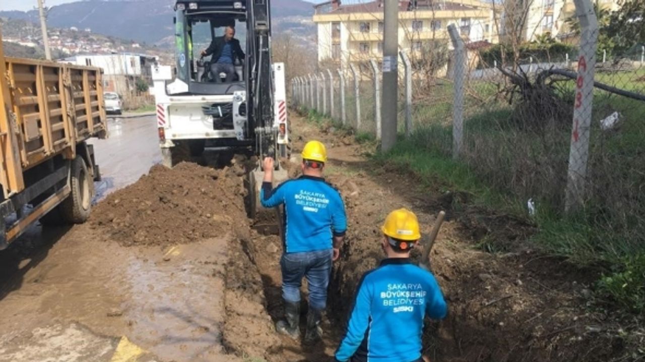 Arıza ve kayıplara sebep olan içme suyu hatları yenileniyor