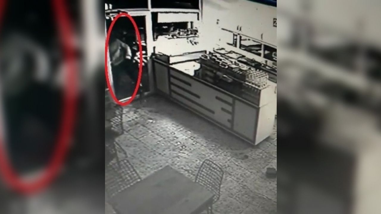 Bursa’da 14 yaşındaki hırsız kamerada: Önce para sonra meşrubat çaldı