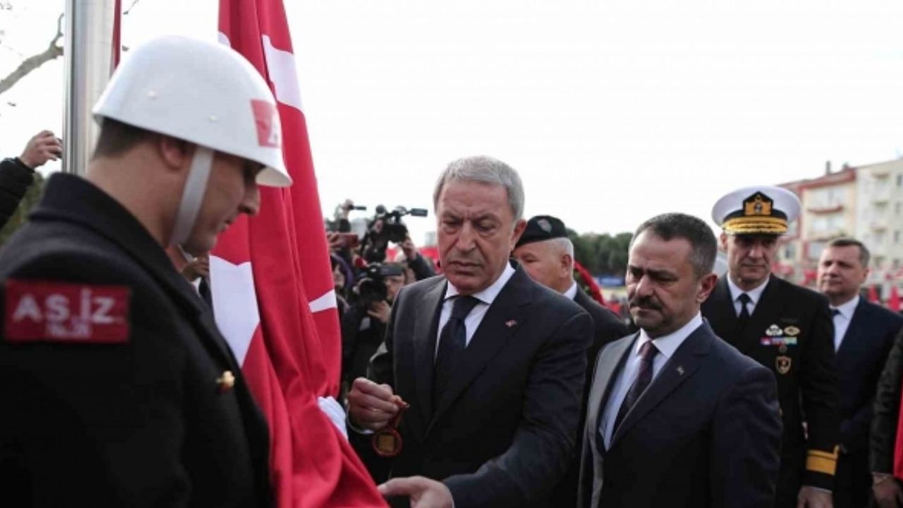 Çanakkale Deniz Zaferi’nin 108’inci yılı çelenk sunumu ile başladı