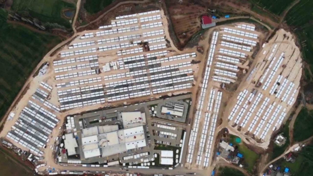 Depremin merkezi Pazarcık’ta konteyner kent kuruldu