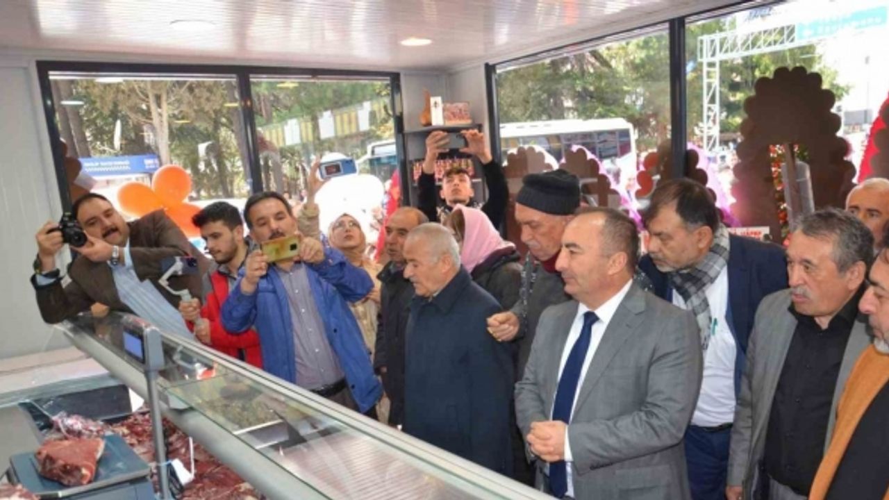 İskilip Belediyesi Halk Et Tanzim Satış Mağazası açıldı