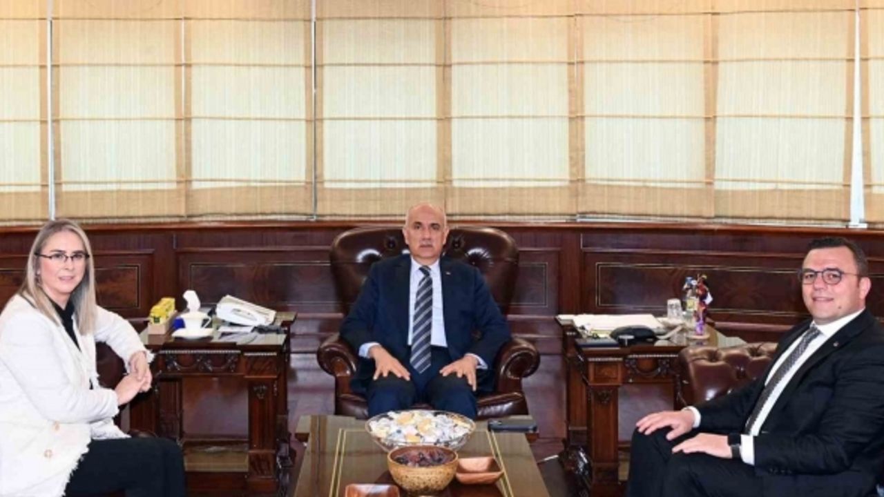 İzmirli yetiştiricilerin sorunları ayrıntılı raporla Bakan Kirişçi’nin masasında