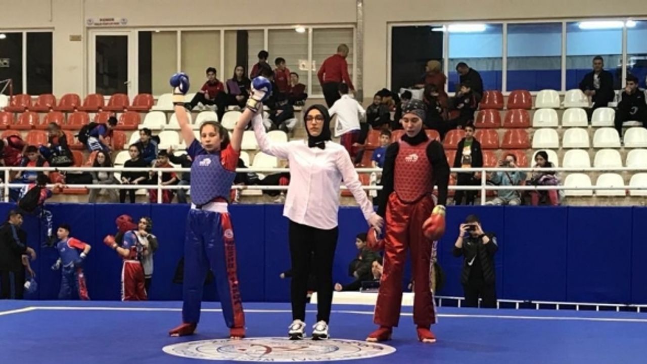 Kaynarcalı öğrenci Wushu Kung Fu Türkiye Şampiyonu oldu