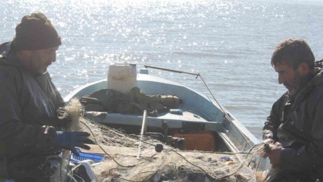 Manyas Gölü’nde balık avı yasağı yarın başlıyor