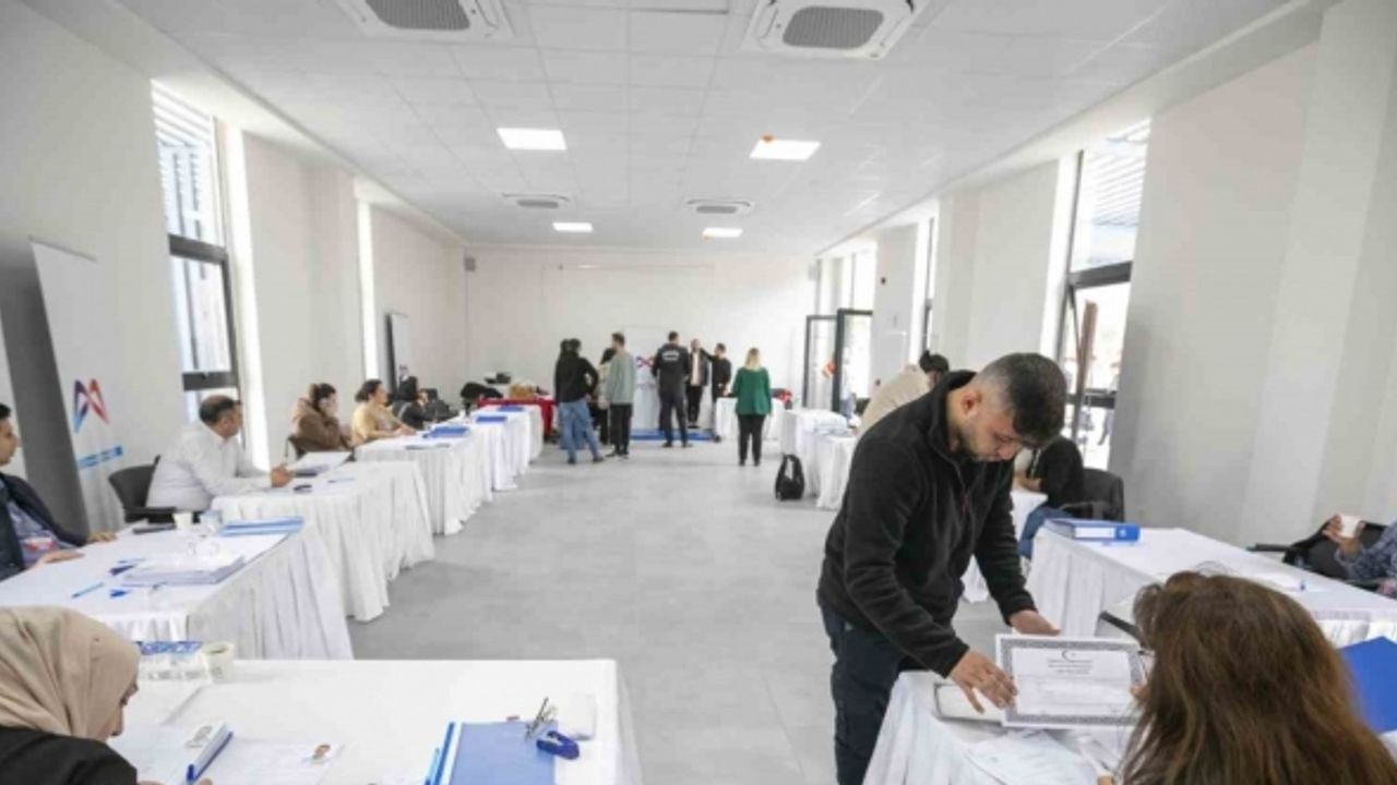 Mersin Büyükşehir Belediyesi, 100 itfaiye eri alımı yapacak