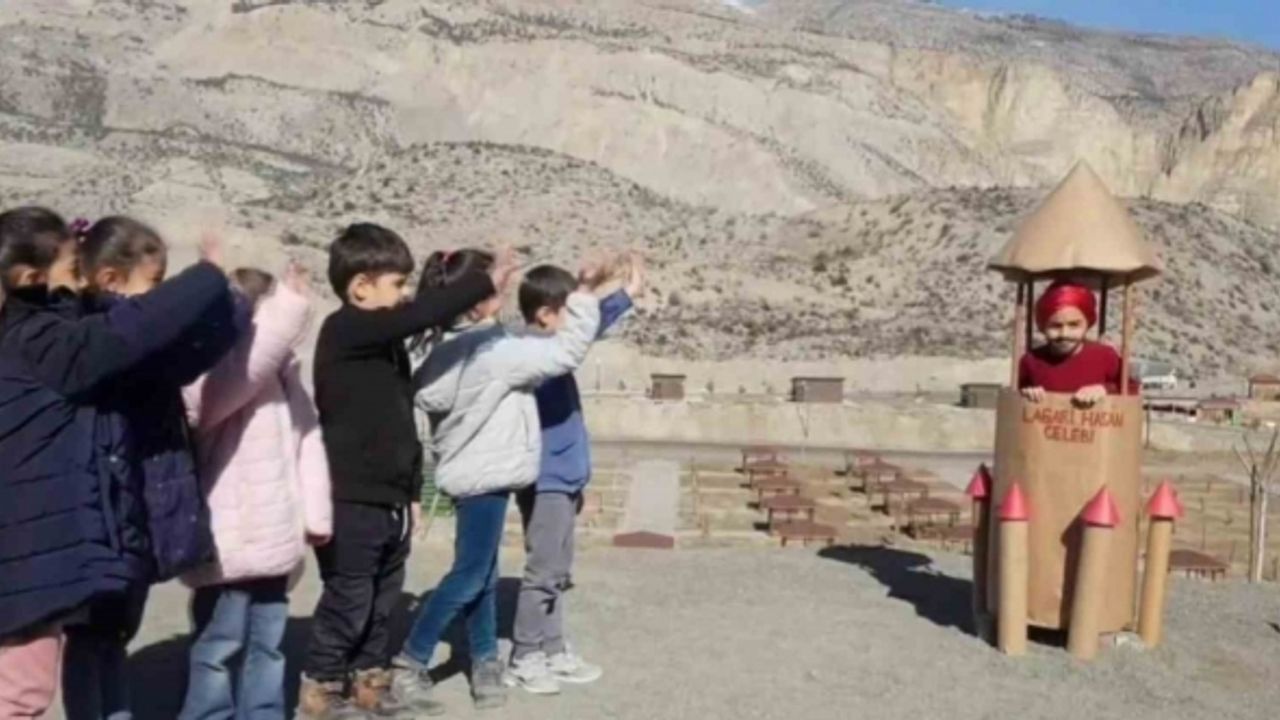 Minik Yusuf, Lagari Hasan Çelebi’yi canlandırdığı video ile büyük beğeni aldı