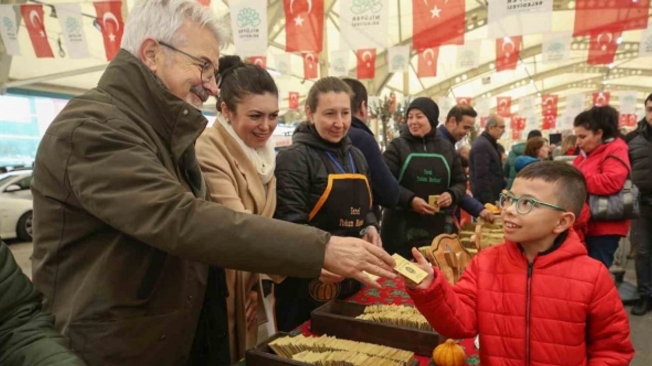 Nilüfer Tohum Takas etkinliğinde 55 bin paket tohum dağıtıldı