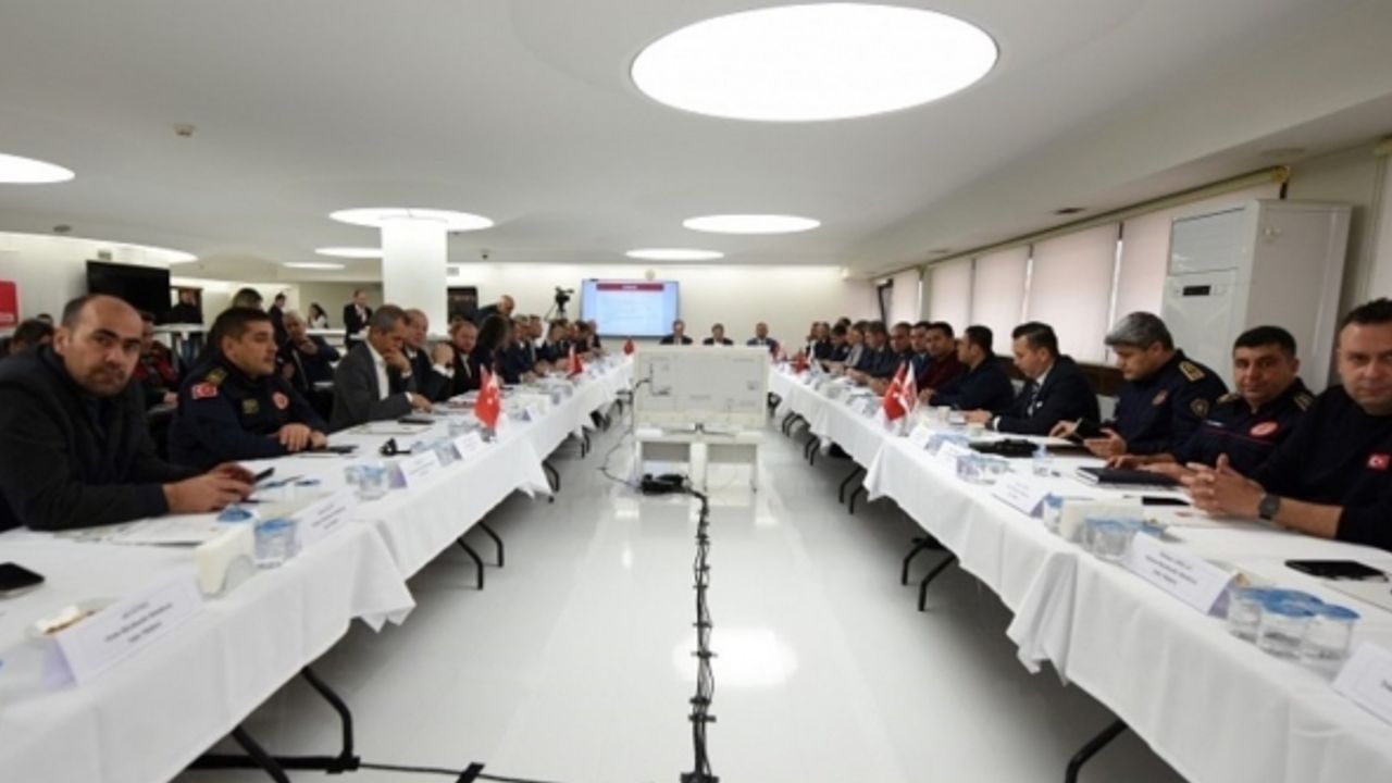 Prof. Dr. Şükrü Karatepe: "İtfaiyecilik mesleğinin iyileştirilmesi konusunda rapor hazırlayacağız"