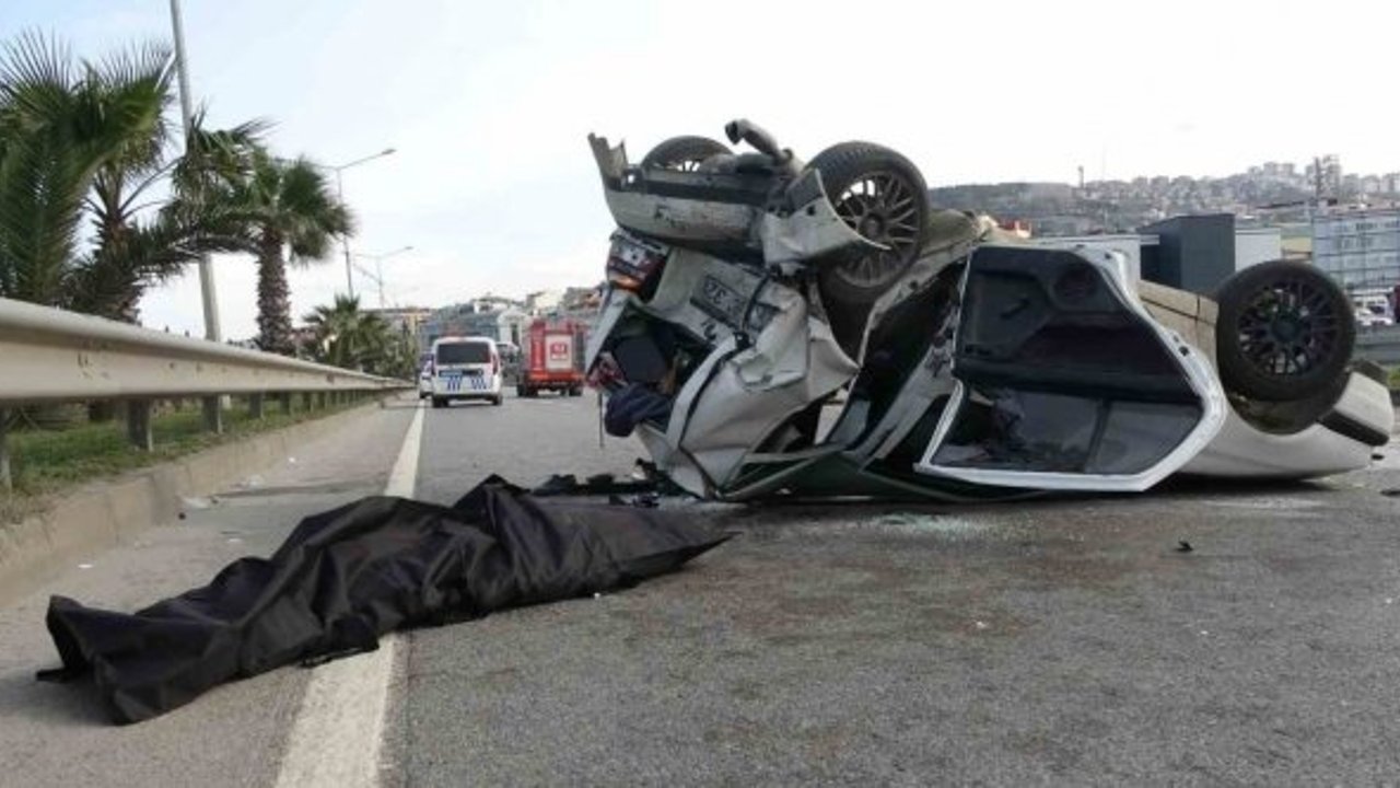 Trabzon’da sahil yolunda kaza: 1 ölü, 4 yaralı